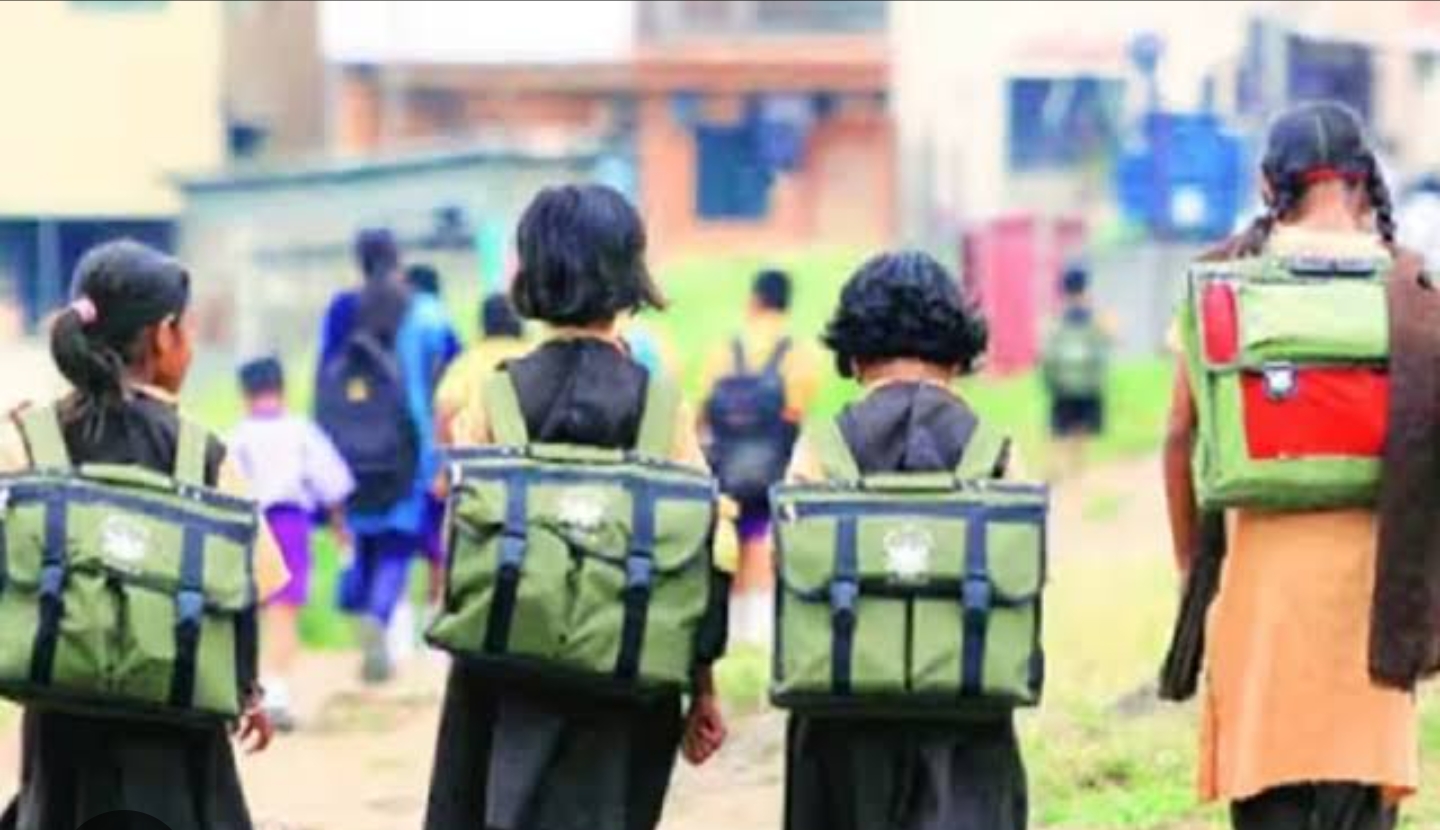 अत्याधिक कोहरे/धुंध के चलते जिला के सभी प्राइमरी, मिडल व सकैंडरी स्कूलों के खुलने व बंद होने की समयसारणी तय